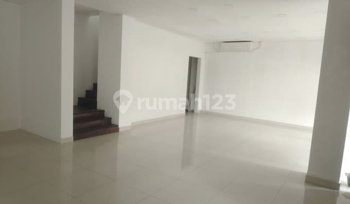 For Rent Commercial Building Space in Kemang Raya Area