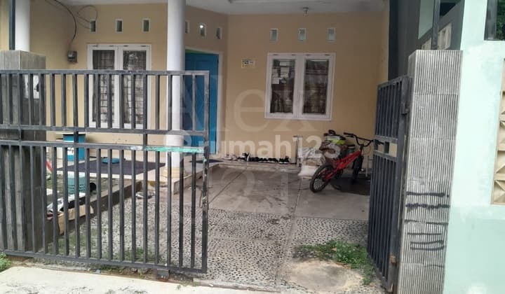 Dijual Cepat Rumah di Cipedak, Jagakarsa, Jaksel