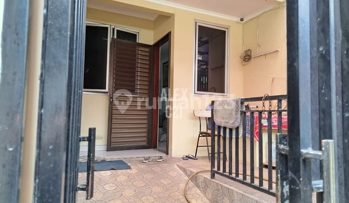 Dijual Rumah Dalam Gang Strategis Dikemayoran, Jakarta Pusat
