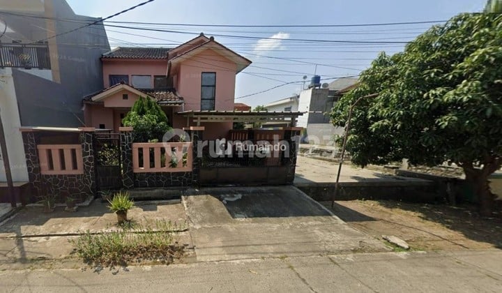 For sale a beautiful hook house in Harapan Baru Regency Housing, Kota Baru, West Bekasi, Bekasi City, West Java.