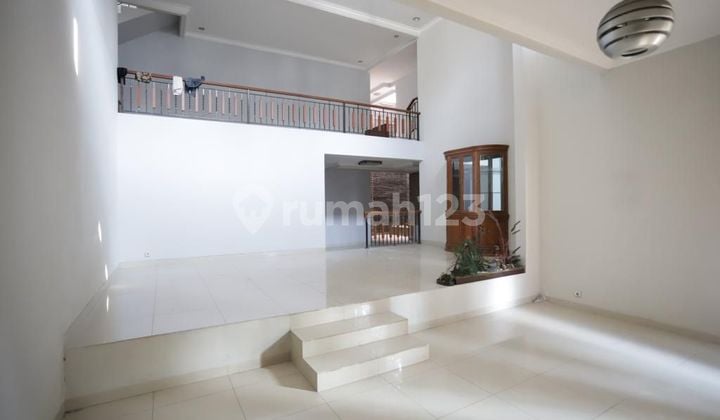 Jual Sewa Rumah bisa untuk Kantor di Area Cilandak Dekat Citos, Jakarta Selatan