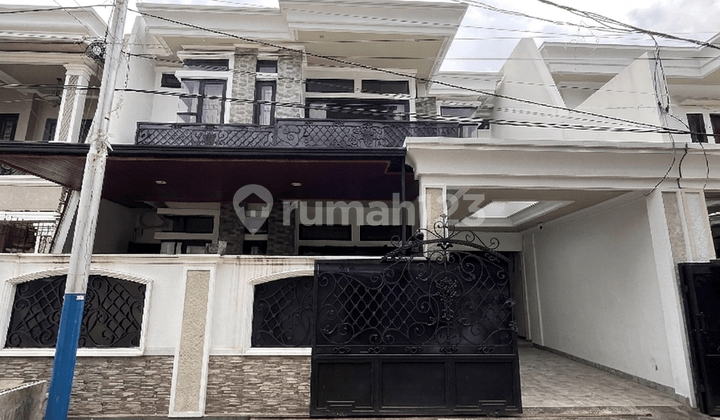 Di Jual Rumah Mewah Full Furnish 2 Lantai di Duren Sawit