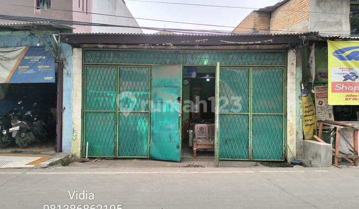 Di jual toko dan rumah bekas meubel di Cakung