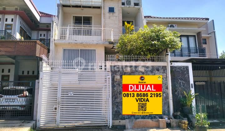 Di Jual Rumah 3 Lantai Siap Huni di Billymoon