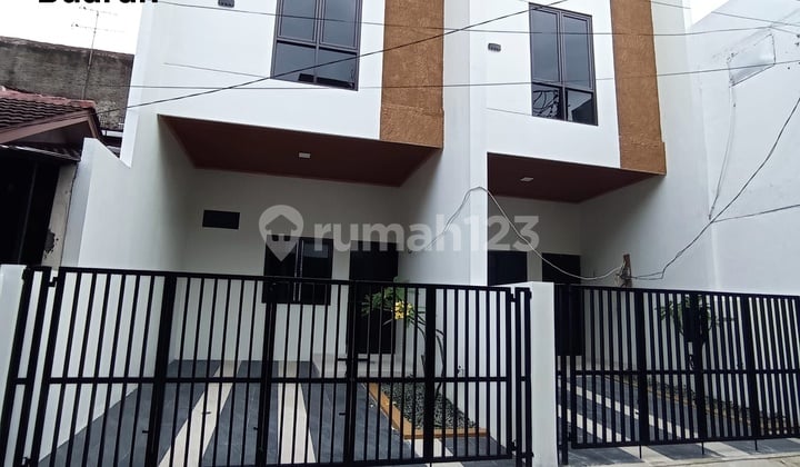 Di Jual Rumah Baru 2 Lantai Lokasi Galaxy Dekat Mall