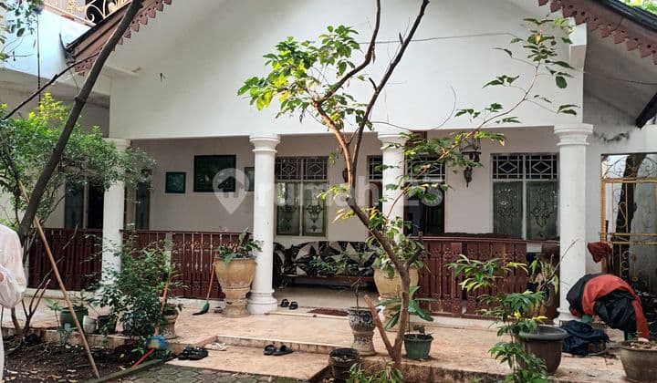 Di Jual Rumah Halaman Besar Tema Rumah Betawi Di Billymoon Jaktim