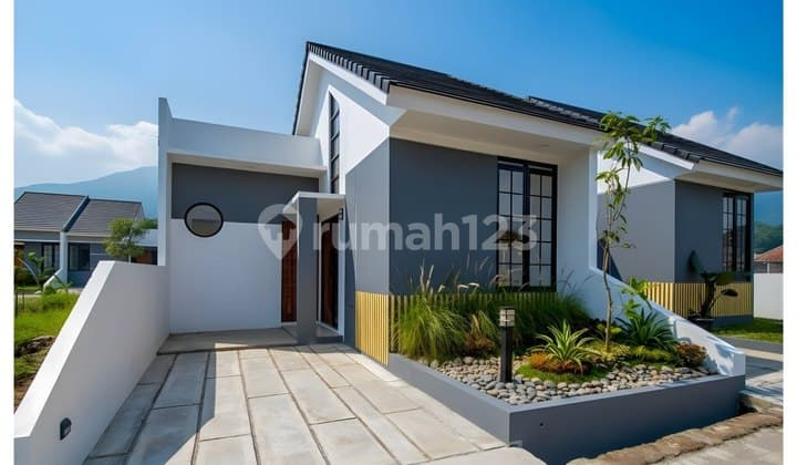 Syariah, Rumah, 1 Lantai, SHM, di Lingkungan Islami