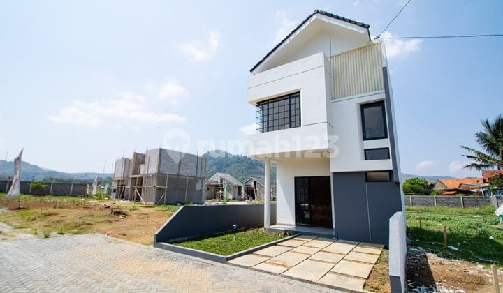 Jarang Ada! Rumah Cantik Instagramable One Gate System Bandung Timur