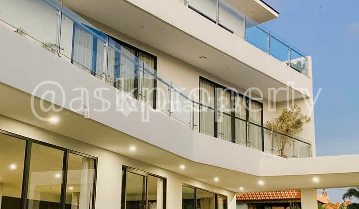 Dijual Cepat / Sewa Luxury Villa View Sawah & Sunset Pererenan Bali