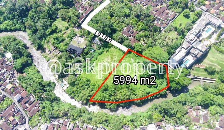 Dijual Tanah Pinggir Sungai Wos Lingkungan Hotel/Villa Ubud Bali