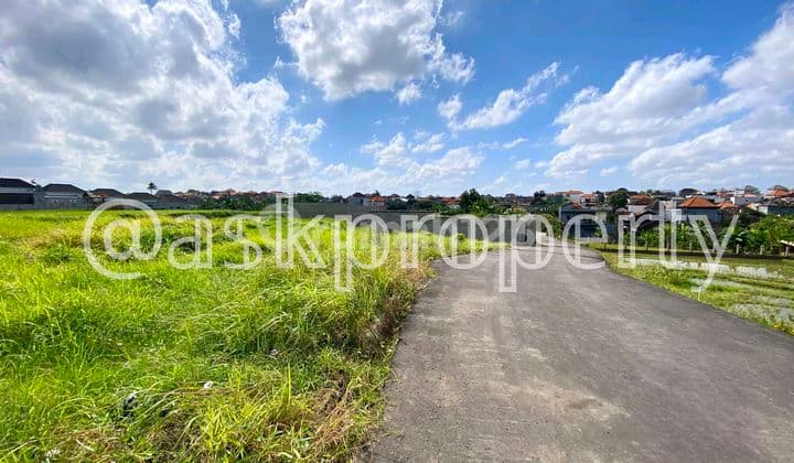 Dijual Tanah View Sawah Zona Perumahan Tiying Tutul Pererenan Bali