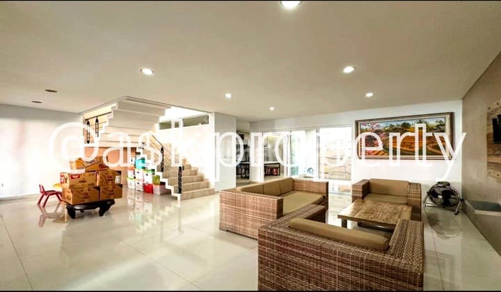 Dijual Rumah Modern Minimalis 3 Beds, One Gate Lingkungan Aman Nyaman Jl. Gn Talang Densel Bali