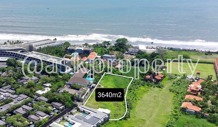 Dijual Tanah Cocok Bangun Komplek Villa Pantai Petitenget Seminyak Bali