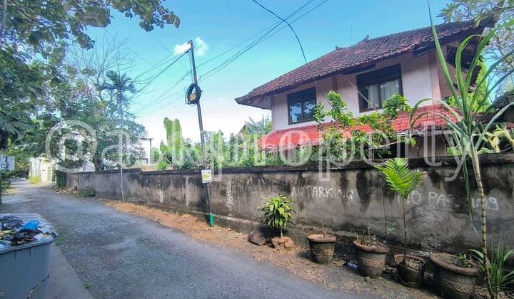 Tanah Untuk Disewa Di Kawasan Vila Utama Di Pantai Berawa Bali