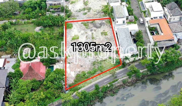 LAND FOR SALE FOR VILLA/GUESTHOUSE/INVEST DEWI SRI LEGIN BALI