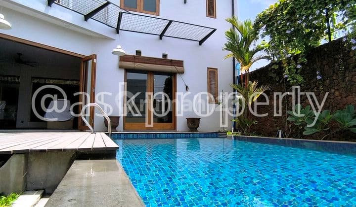 Dijual Small Brand New Villa Good Quality Material Prime Area Umalas Bali
