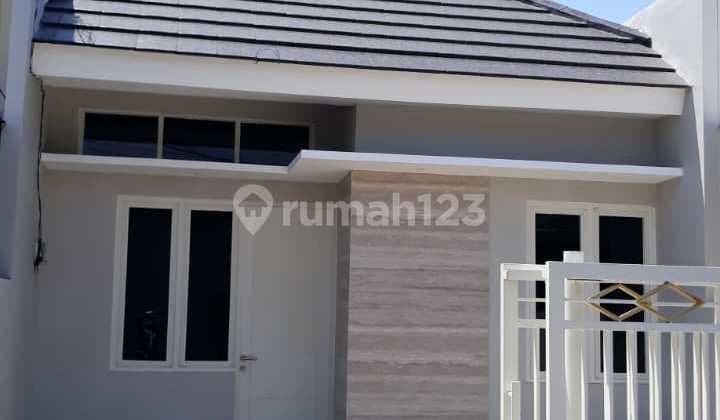 Rumah Cantik Siap Huni Di Gunung Anyar, Surabaya Timur