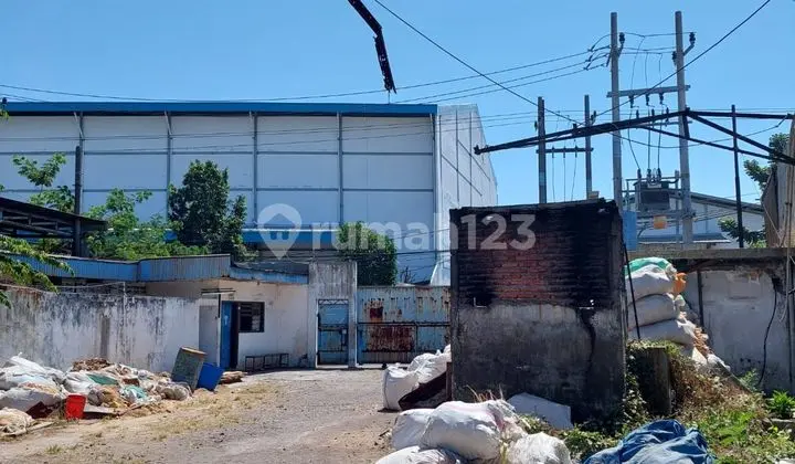 GUDANG DI KYAI TAMBAK DERES, BULAK - SURABAYA