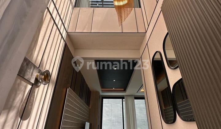 RUMAH DI CLUSTER DEMPSEY HILL - CITRALAND UTARA, SURABAYA BARAT