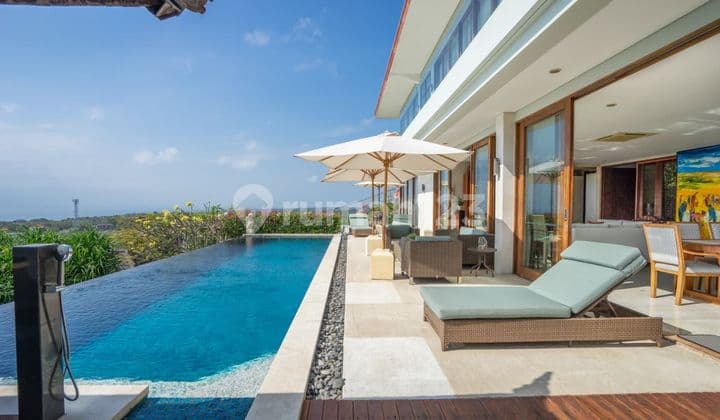 Villa Premium Dekat Pantai Padang Padang, Pecatu - Bali