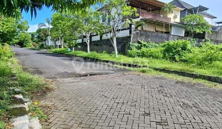 Small Land in the Luxurious Sahadewa Pecatu Resort Indah Complex, Bali