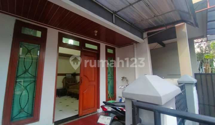 Rumah 2 1/2 Lantai, SHM, Siap Huni di Griya Loka , BSD, Tangerang Selatan