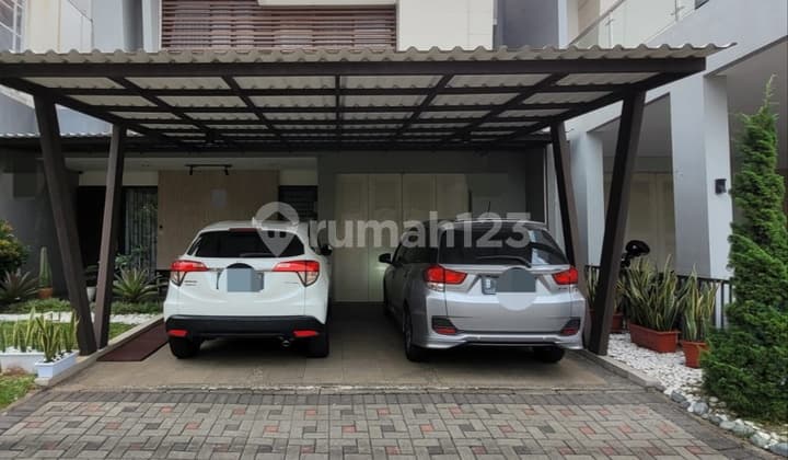 Rumah Mewah 2 Lantai Furnished Cluster Elite di Eminent, Bsd
