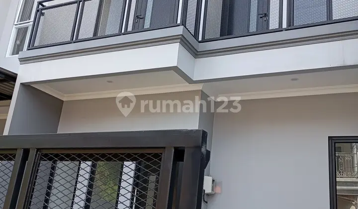 Modern Design 2-Story Renovated House in KENCANA LOKA, Bsd, Tangerang