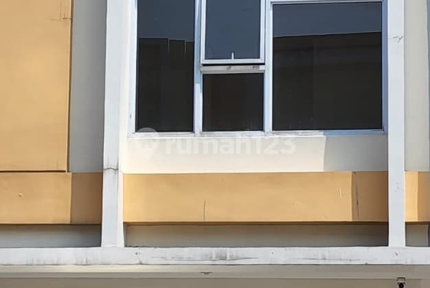 Shop House, 2 Floors, Near Shopping Center in Pisa Grande, Gading Serpong