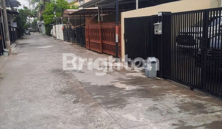 Ready-to-Occupy Minimalist House in Kelapa Gading, North Jakarta