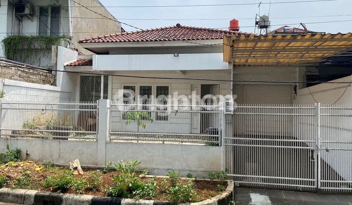 RUMAH LOKASI PREMIUM DI PONDOK INDAH JAKARTA