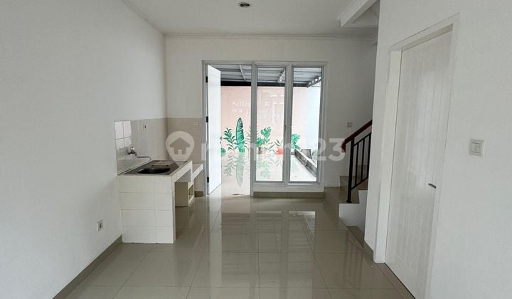Disewakan Rumah Rapih Siap Huni di Cluster Milano Gading Serpong