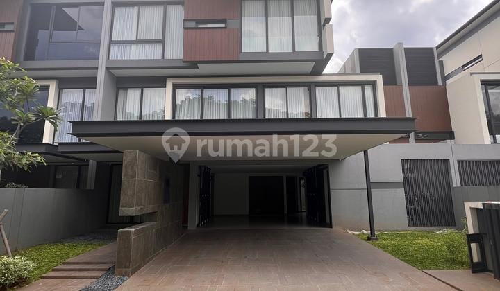 Dijual Cepat Rumah Premium Full Furnish di Navapark BSD