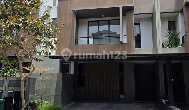 Dijual Cepat Rumah 3 Lantai Dicluster Kazumi The Zora Bsd City