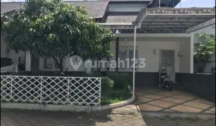 Rumah Full Furnish yang Nyaman di Lingkungan yang Aman dan Strategis