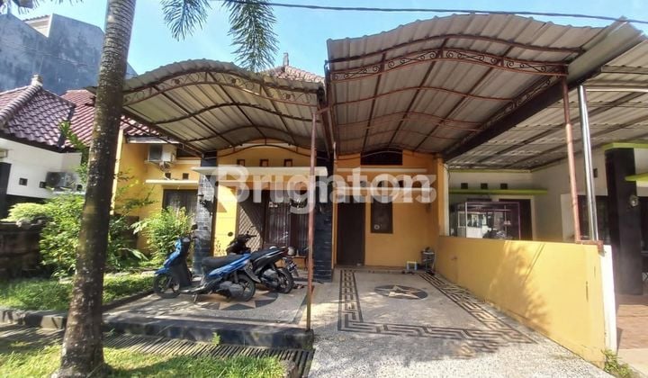 Rumah cantik di perumahan Grand Mahakam