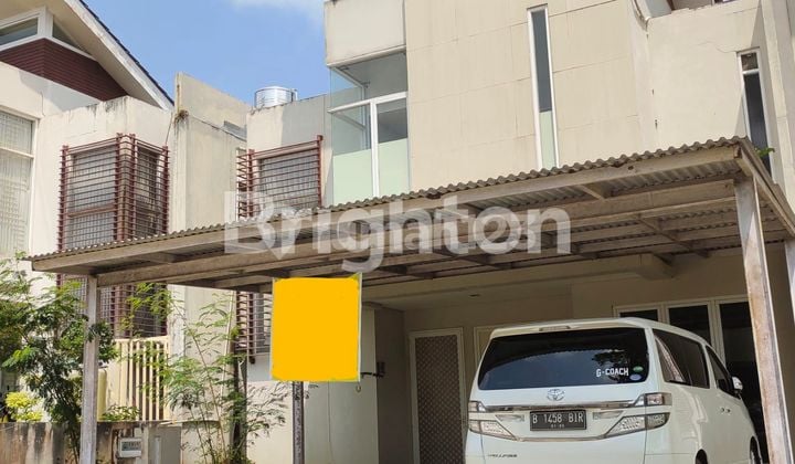 Rumah 2 lantai di Citraland