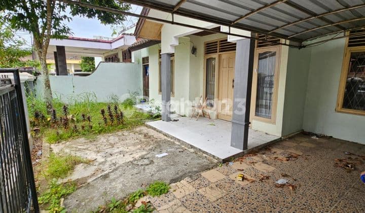 Rumah dijual di pondok surya