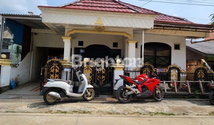 Rumah 2 lantai dijual di Bengkuring