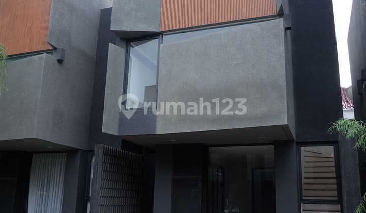 Rumah Cantik Minimalis Rempoa Turun Harga