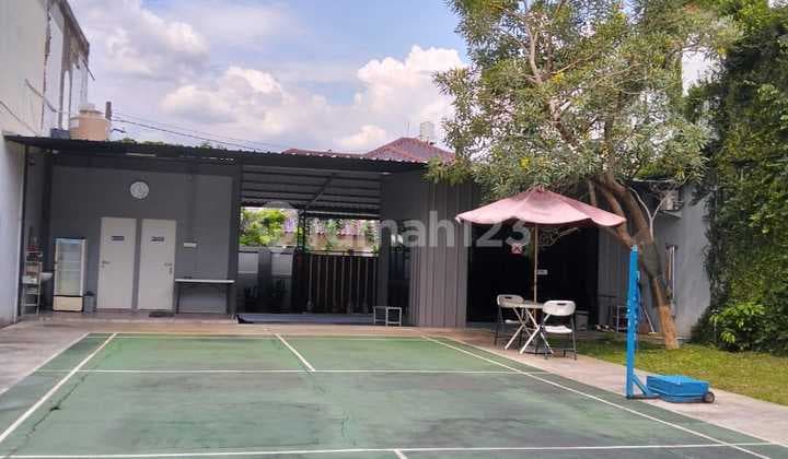 Rumah Dengan Tanah Luas Lokasi Strategis di Lebak Bulus