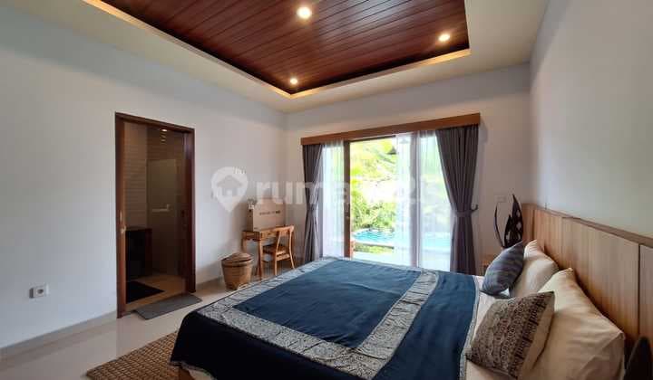 Disewakan - Villa Furnished dengan Kolam Renang di Canggu