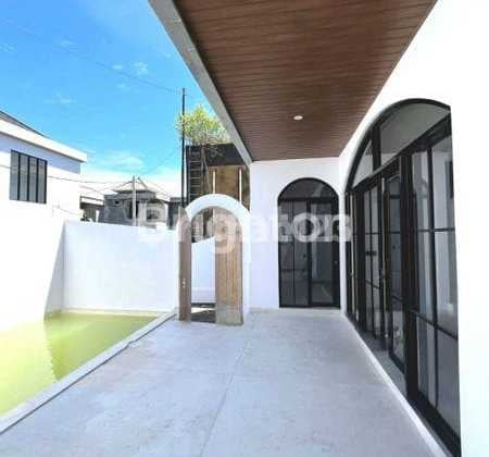 Comfortable Living at Nusa 2 Hill, 3BR & Swimming Pool