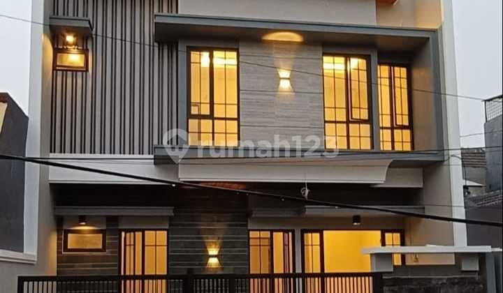Rumah Besar Dekat Galaxy Mall 3,4M LT 135 LB 195 4+1 Kamar Row Jalan Lebar - Lokasi Premium Dekat Galaxy Mall, Pakuwon City, Kertajaya, Manyar, Dharmahusada