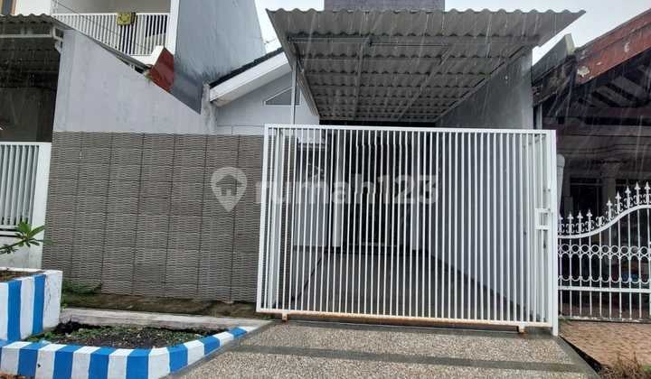 DIJUAL RUMAH MINIMALIS 1.5 LANTAI LUAS TANAH 90 DI PONDOK TJANDRA, WARU, SIDOARJO HANYA 1,3M