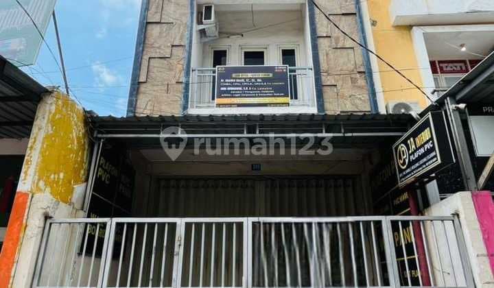 Rent Cheap 3 Story Shop at Raya Merr Semolowaru 85 Million Per Year Negotiable