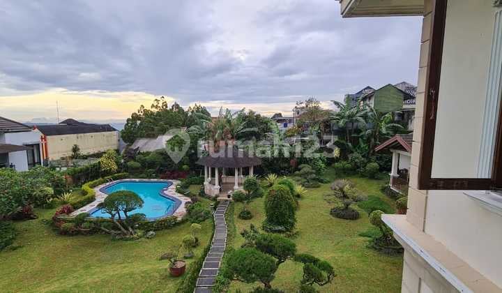 Villa Mewah Puncak Fully Furnished - Kolam Renang & Paviliun
