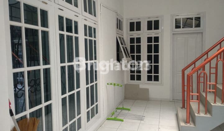 AFFORDABLE AND STRATEGIC HOUSE ON MAHESA STREET, SEMARANG