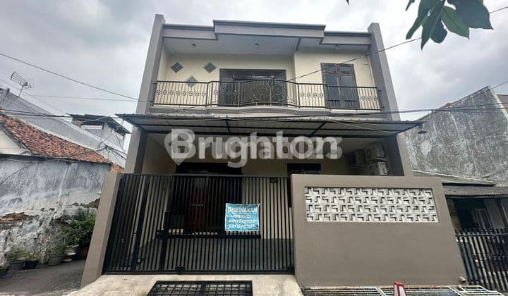 RUMAH 2 LANTAI TENGAH KOTA SEMARANG