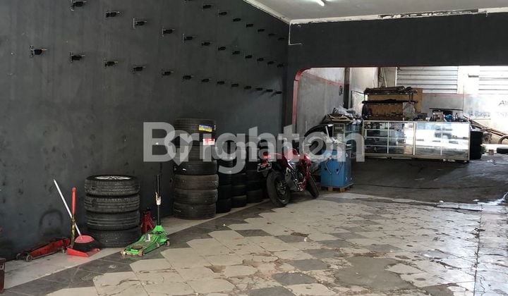 RUKO,/GEDUNG LOKASI STRATEGIS NOL JALAN RAYA KEDUNGMUNDU, SIAP PAKAI